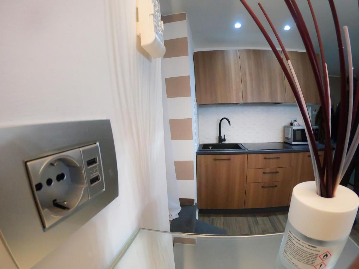 Appartamento Blumon House Napoli Esterno foto