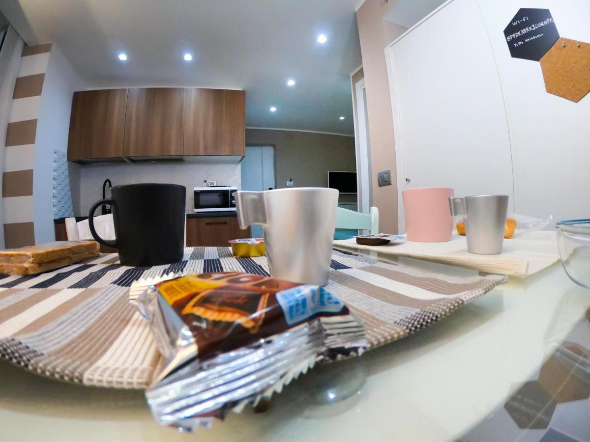 Appartamento Blumon House Napoli Esterno foto