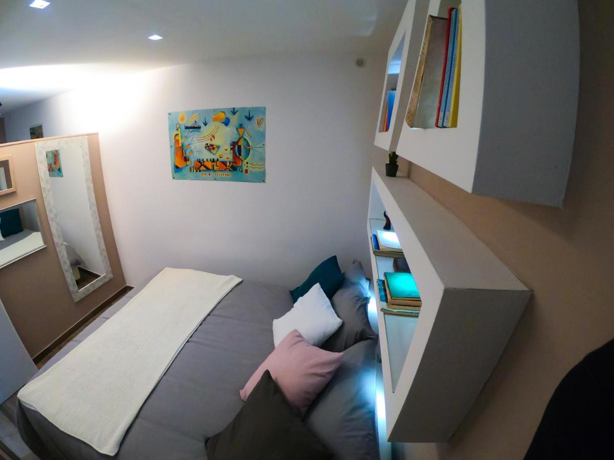 Appartamento Blumon House Napoli Esterno foto
