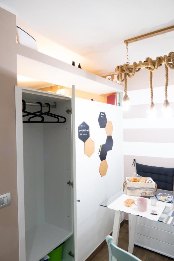 Appartamento Blumon House Napoli Esterno foto
