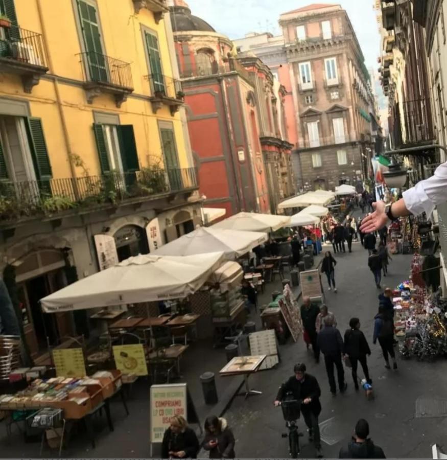 Appartamento Blumon House Napoli Esterno foto