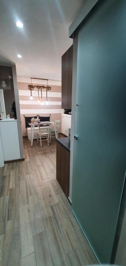Appartamento Blumon House Napoli Esterno foto